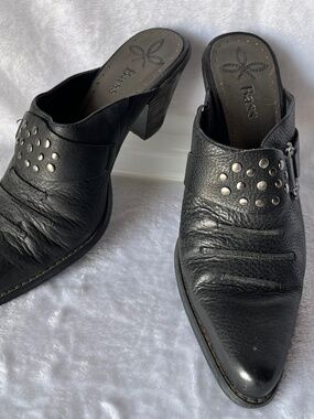 Bass Mesquite Studded Leather Mules Pointed Toe Sz 8M Black 80s 90s Vintage Y2K
